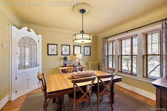 16811 Plainview Avenue, Detroit, MI 48219