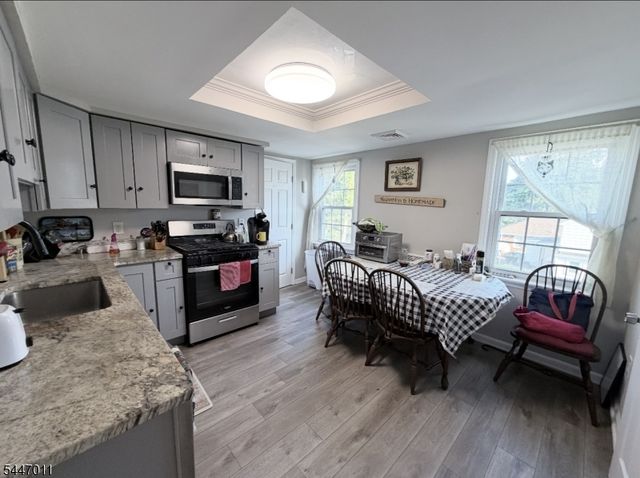 11 Gaston Ave, Raritan Boro, NJ 08869