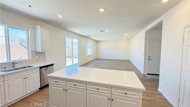 25660 Sedona Ln, Homeland, CA 92548