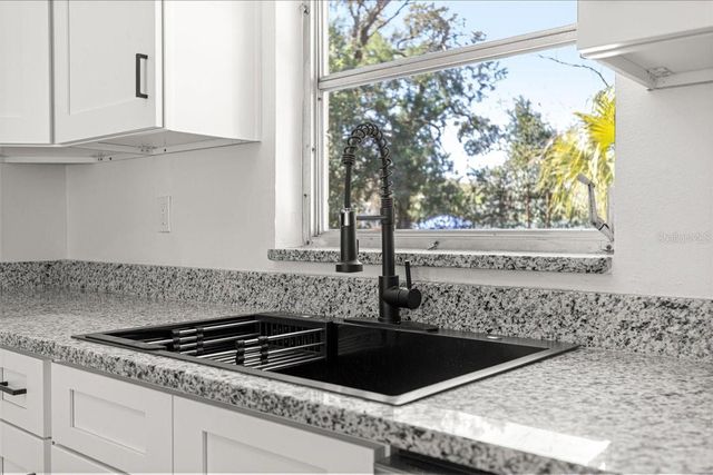 2818 NE 25TH COURT, Ocala, FL 34470