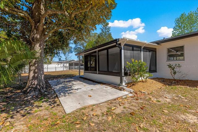 2818 NE 25TH COURT, Ocala, FL 34470