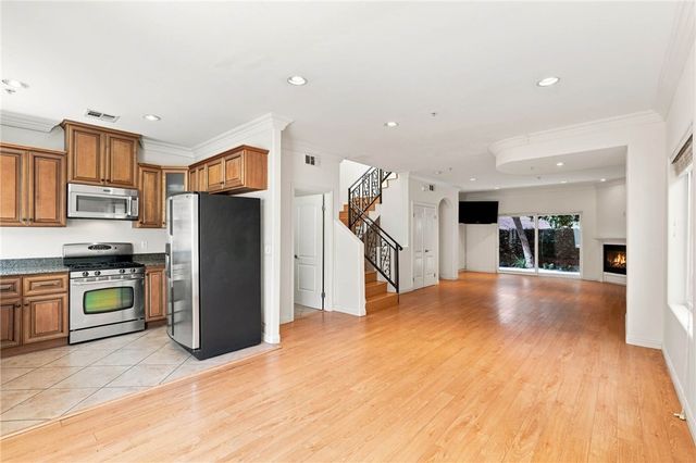 13629 Wyandotte 118, Van Nuys, CA 91405