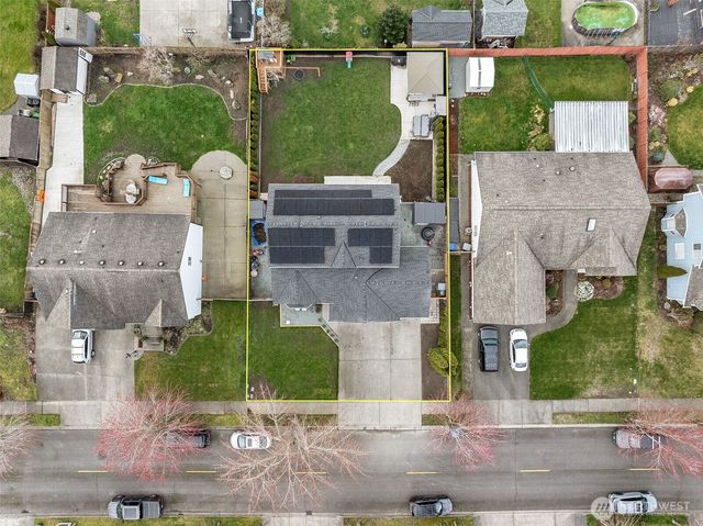 451 Sorensen Street, Enumclaw, WA 98321