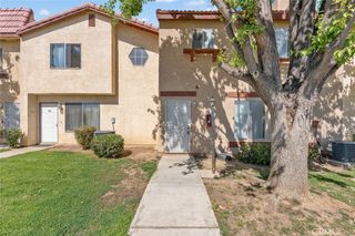 1750 E Avenue Q14 17, Palmdale, CA 93550