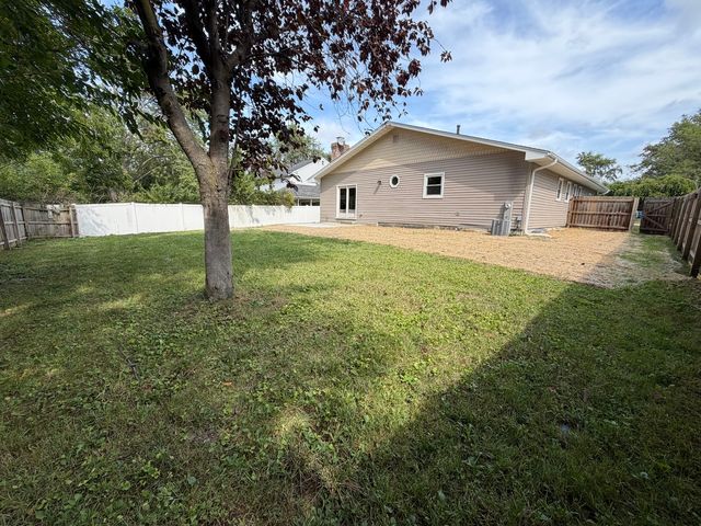 3500 EDWARD Drive, Crete, IL 60417