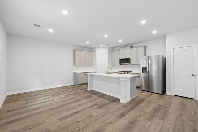 7926 Alset Dr, Magnolia, TX 77354