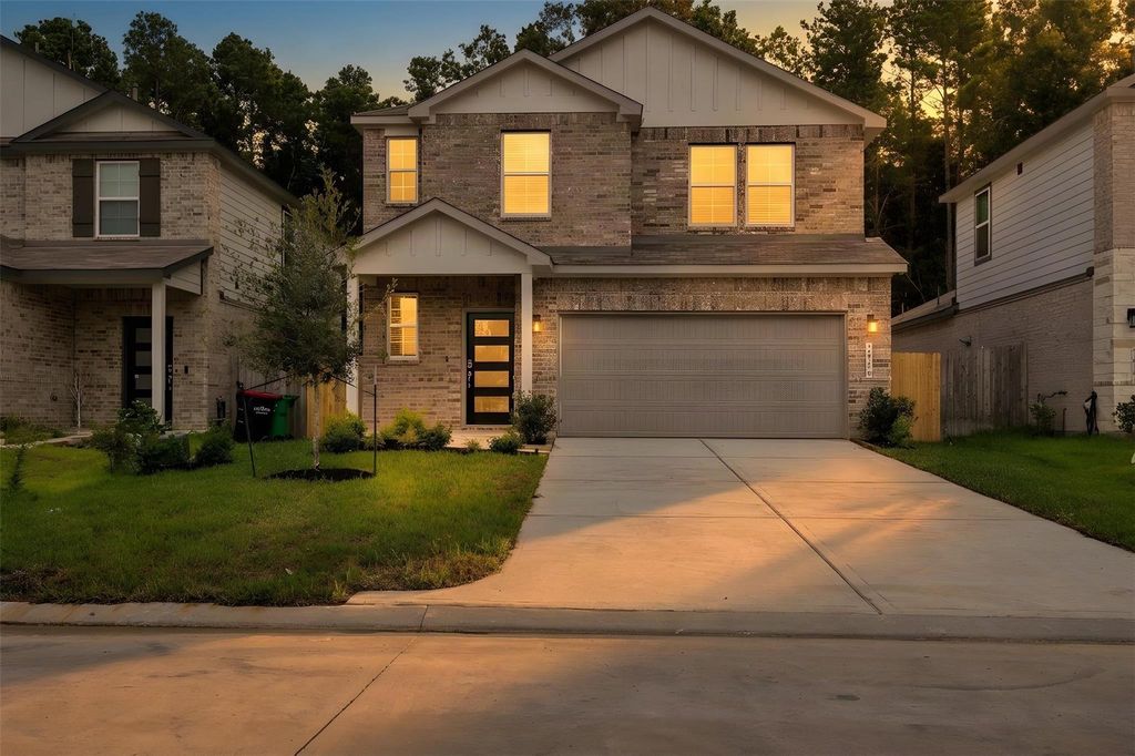 7926 Alset Dr, Magnolia, TX 77354