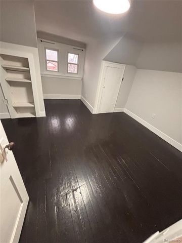 1307 University Avenue, Lincoln Park, MI 48146