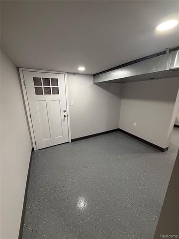 1307 University Avenue, Lincoln Park, MI 48146