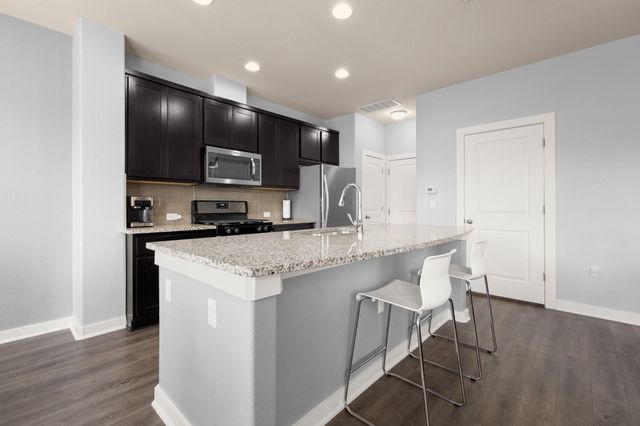 1101 E Parmer LN 329, Austin, TX 78753