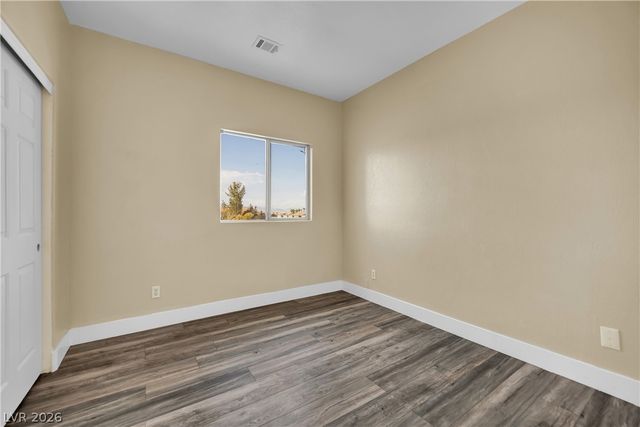 5823 Golden Wing Street, Las Vegas, NV 89113