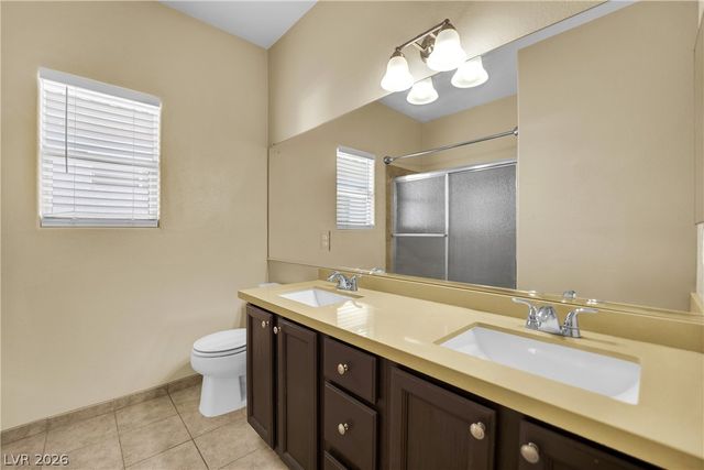 5823 Golden Wing Street, Las Vegas, NV 89113
