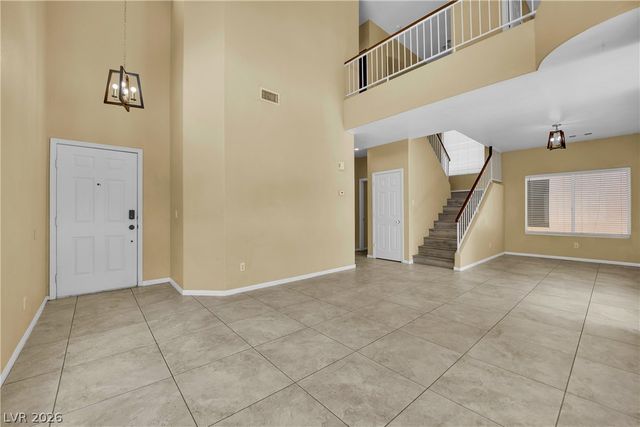 5823 Golden Wing Street, Las Vegas, NV 89113