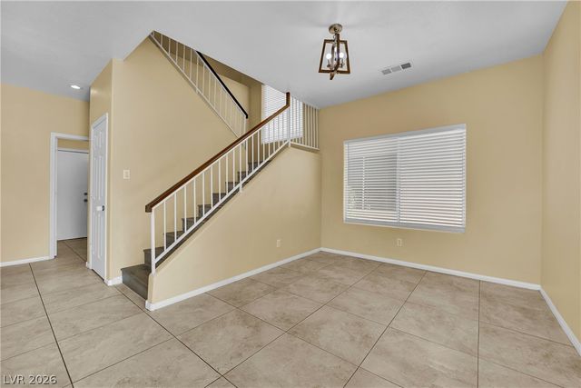 5823 Golden Wing Street, Las Vegas, NV 89113