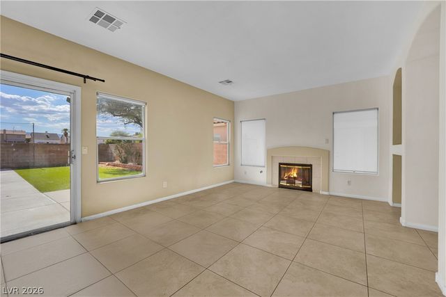 5823 Golden Wing Street, Las Vegas, NV 89113