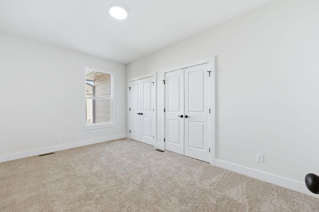1543 S Meadowhaven St, Andover, KS 67002