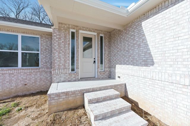 1543 S Meadowhaven St, Andover, KS 67002