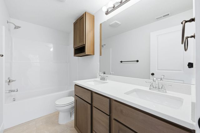 1543 S Meadowhaven St, Andover, KS 67002