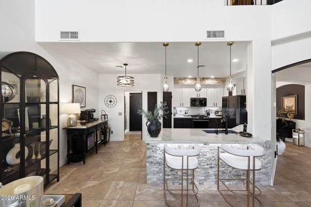 8364 W SPUR Drive, Peoria, AZ 85383