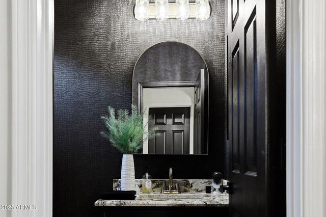 8364 W SPUR Drive, Peoria, AZ 85383