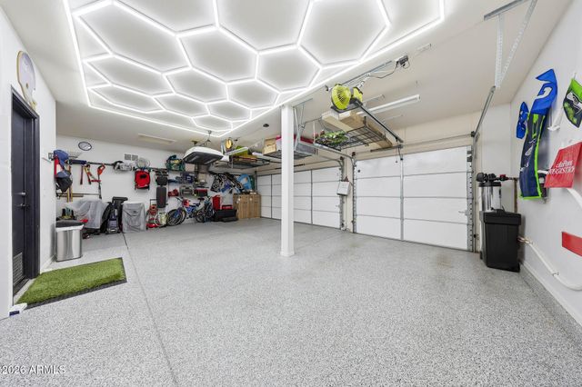 8364 W SPUR Drive, Peoria, AZ 85383