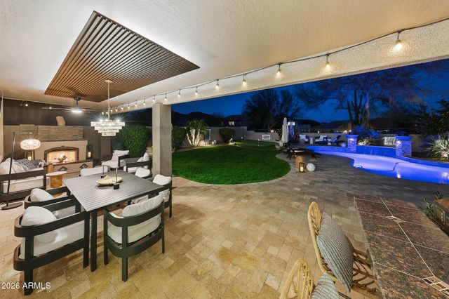 8364 W SPUR Drive, Peoria, AZ 85383