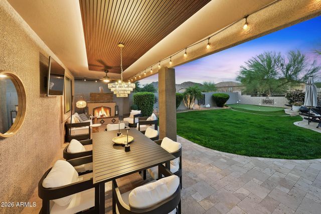 8364 W SPUR Drive, Peoria, AZ 85383