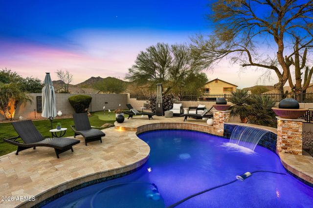 8364 W SPUR Drive, Peoria, AZ 85383