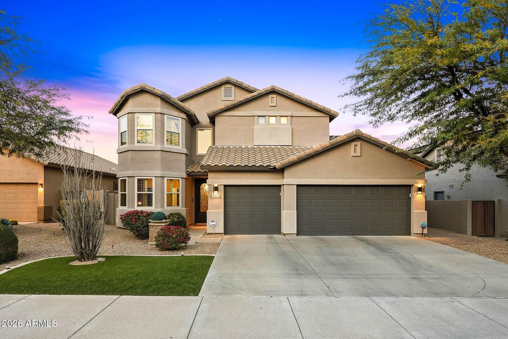 8364 W SPUR Drive, Peoria, AZ 85383