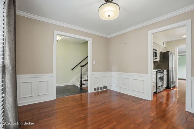 3619 Brownsboro Rd, Louisville, KY 40207