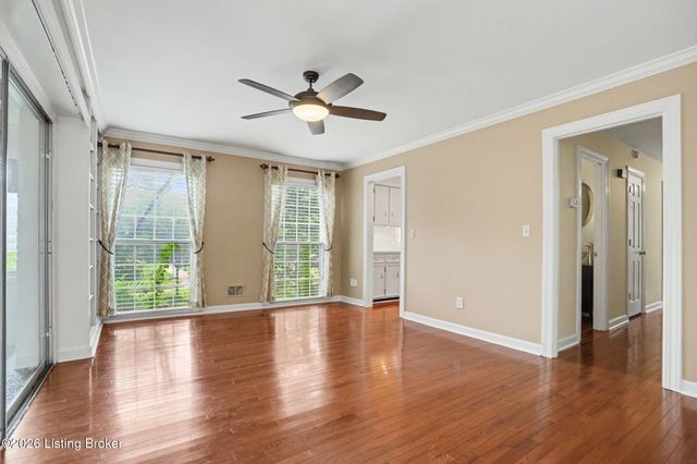 3619 Brownsboro Rd, Louisville, KY 40207