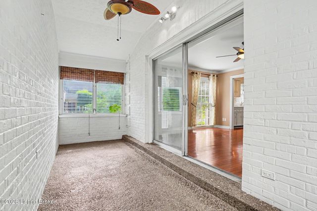3619 Brownsboro Rd, Louisville, KY 40207