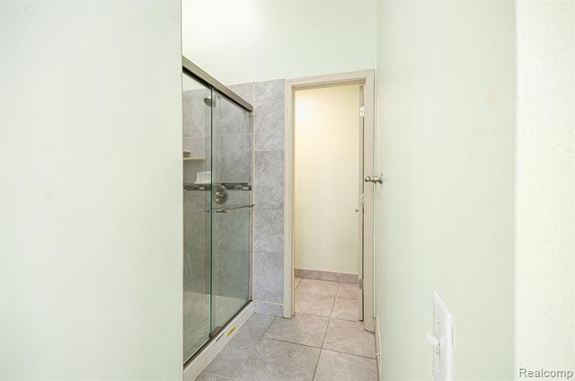 2140 Timberridge Court, West Bloomfield, MI 48324