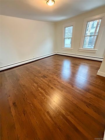 47 Gifford Avenue, Poughkeepsie, NY 12601