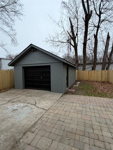 47 Gifford Avenue, Poughkeepsie, NY 12601