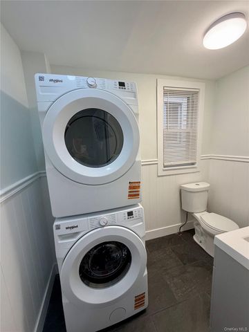 47 Gifford Avenue, Poughkeepsie, NY 12601