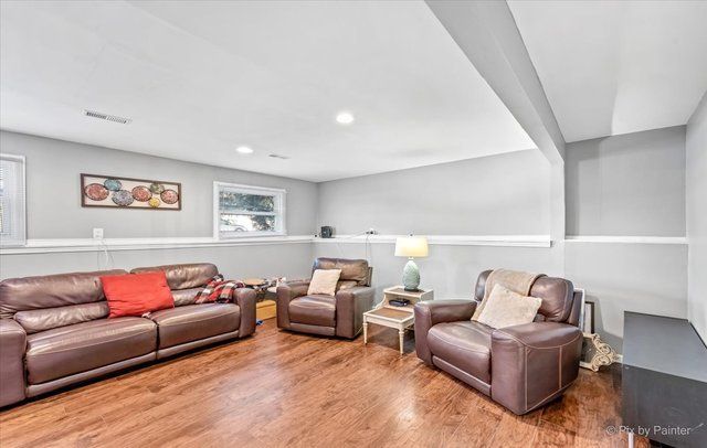 105 Mellbrook Road, Bolingbrook, IL 60440