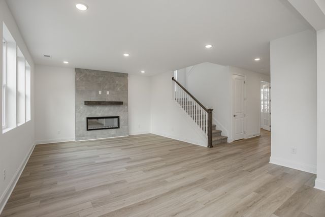 1564 Oak Springs Drive, Columbia, TN 38401