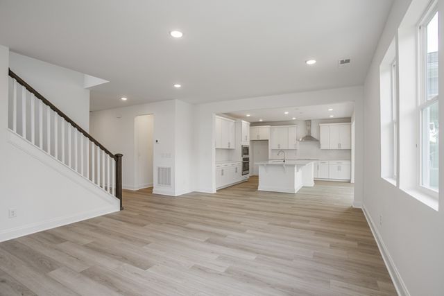 1564 Oak Springs Drive, Columbia, TN 38401