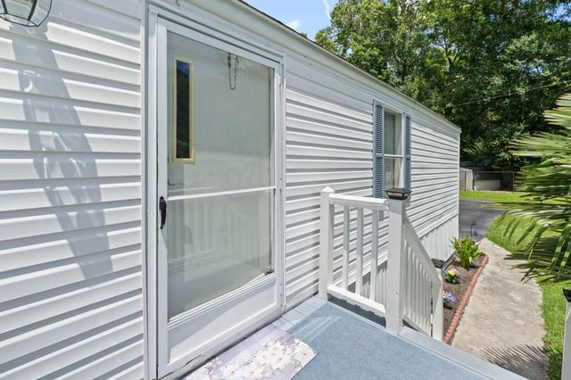 916 Periwinkle Pl., Myrtle Beach, SC 29577