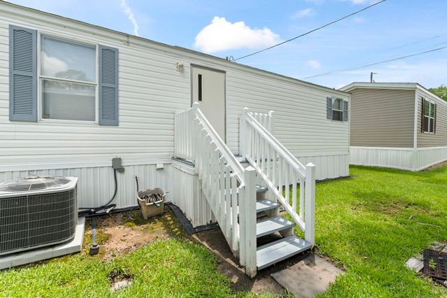 916 Periwinkle Pl., Myrtle Beach, SC 29577