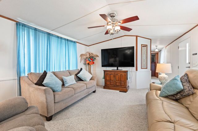 916 Periwinkle Pl., Myrtle Beach, SC 29577