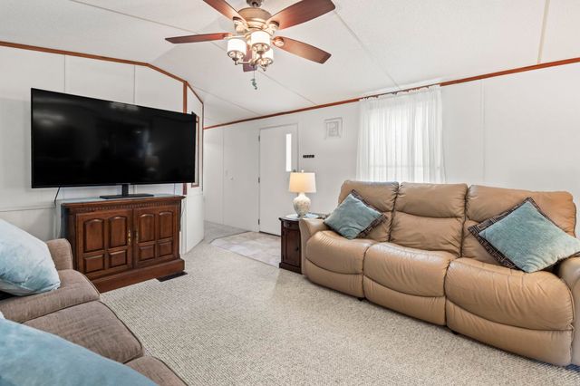 916 Periwinkle Pl., Myrtle Beach, SC 29577