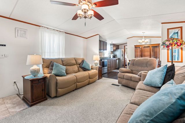 916 Periwinkle Pl., Myrtle Beach, SC 29577