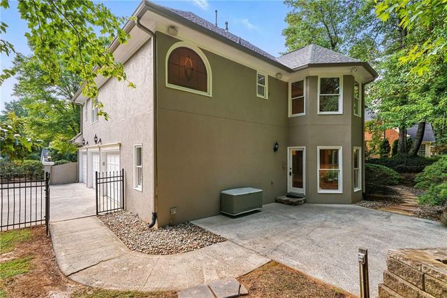 3770 Newport Bay Drive, Alpharetta, GA 30005