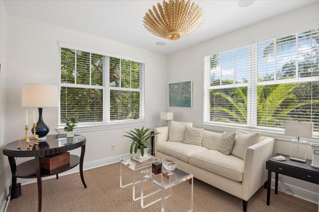 608 NE 11th Avenue, Fort Lauderdale, FL 33304