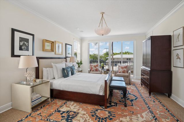 608 NE 11th Avenue, Fort Lauderdale, FL 33304