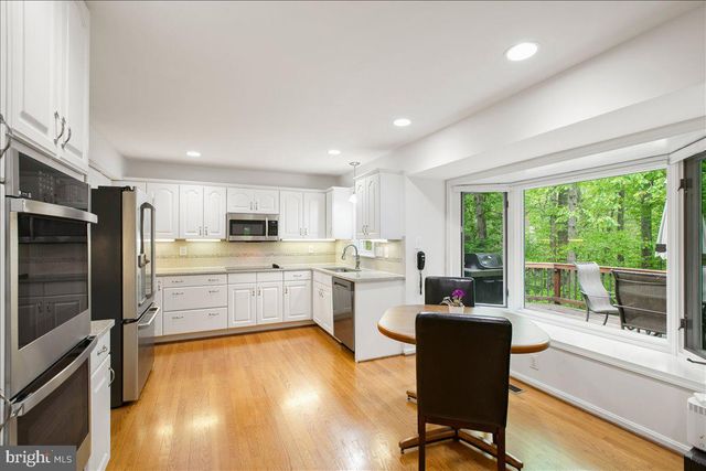 10741 MIDSUMMER DR, Reston, VA 20191