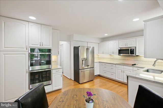 10741 MIDSUMMER DR, Reston, VA 20191
