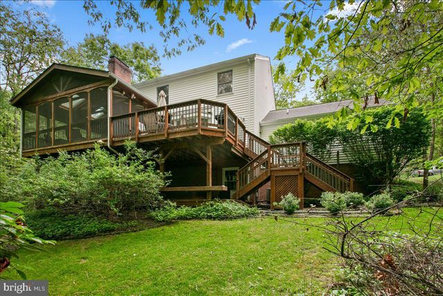 10741 MIDSUMMER DR, Reston, VA 20191